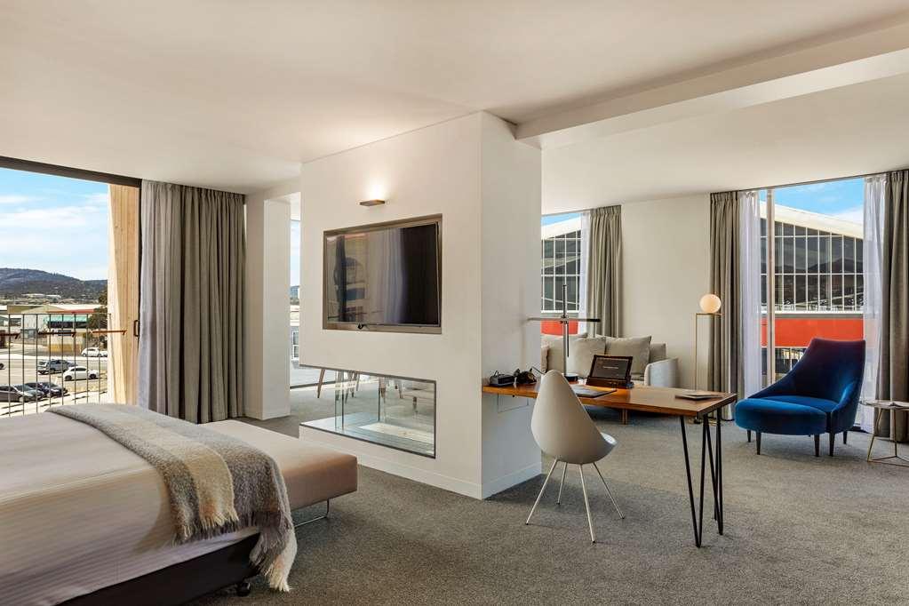 MACq 01 Hotel Hobart Kamer foto A room at the Hotel