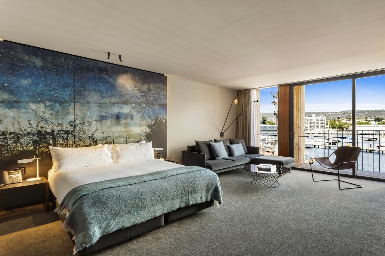 MACq 01 Hotel Hobart Buitenkant foto A suite at the Hotel